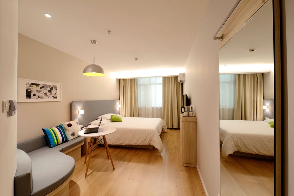 The Airbnb Pros and Cons of Cleaning it Yourself