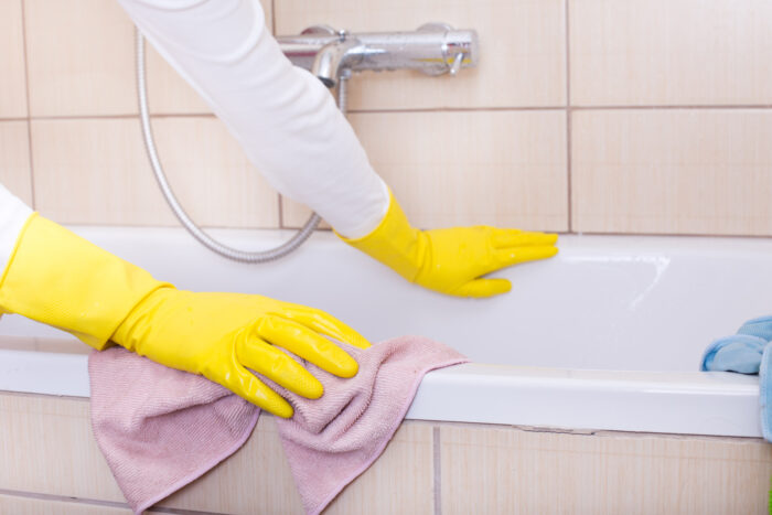 hiring commercial cleaning services